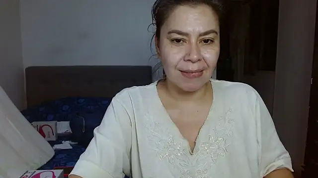 Karo sexy online show from November 2025 11:14:02 PM