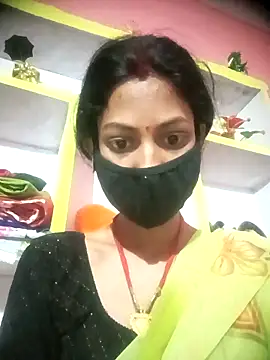 Snapshot of BIG_QWEEN_NO1 chatting on February 2026 04:29:02 PM BIG QWEEN NO1 online show from February 2026 04:29:02 PM