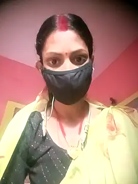 Snapshot of BIG_QWEEN_NO1 chatting on February 2026 05:49:01 AM BIG QWEEN NO1 online show from February 2026 05:49:01 AM