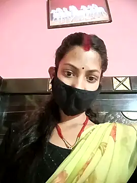 Snapshot of BIG_QWEEN_NO1 chatting on February 2026 05:43:01 AM BIG QWEEN NO1 online show from February 2026 05:43:01 AM