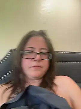 Naomi Blaire online show from March 2026 07:56:01 PM