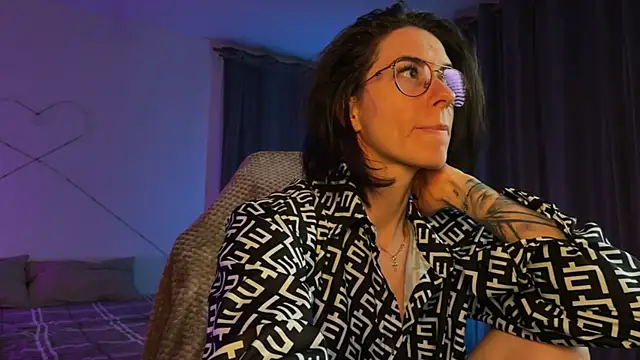 Katy Kar online show from February 2026 09:15:01 PM