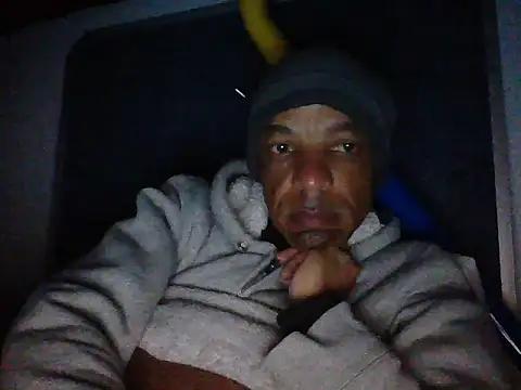 lavelle26 online show from May 2026 09:13:01 PM
