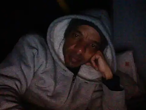 lavelle26 online show from May 2026 08:04:01 PM