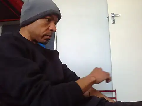 lavelle26 online show from May 2026 10:47:01 AM