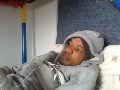 lavelle26 online show from April 2026 06:48:01 AM