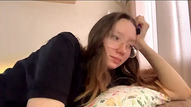 LakendraNoren online show from February 2026 06:11:01 AM