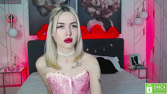 Snapshot of JosephineRowe chatting on February 2026 04:23:01 AM JosephineRowe online show from February 2026 04:23:01 AM