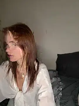 Emma Songae online show from March 2026 07:32:01 PM