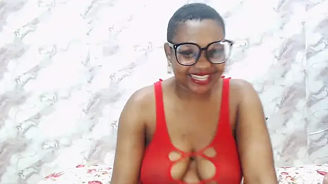 CrystalMelaninXX online show from April 2026 08:21:01 PM