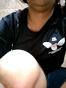 Moody-girl1 online show from March 2026 10:54:02 PM