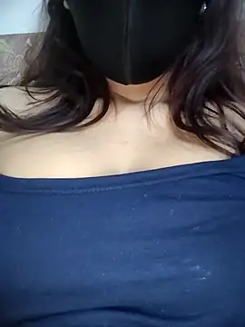 Moody-girl1 online show from February 2026 05:46:02 PM