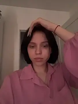 Snapshot of _luna_fox_ chatting on February 2026 01:11:02 PM luna fox online show from February 2026 01:11:02 PM