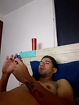 Snapshot of Camilo696903 chatting on June 2026 10:37:01 AM Camilo696903 online show from June 2026 10:37:01 AM
