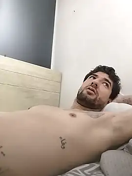 Camilo696903 online show from February 2026 10:32:01 PM