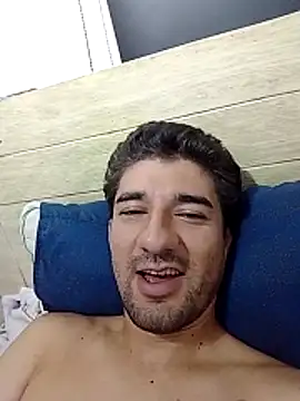 Snapshot of Camilo696903 chatting on June 2026 10:27:01 PM Camilo696903 online show from June 2026 10:27:01 PM