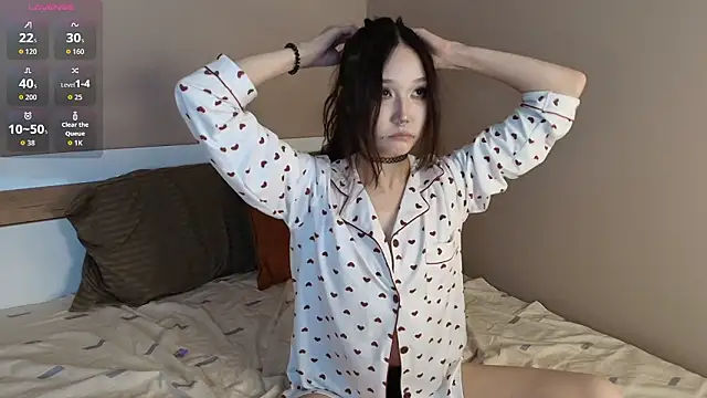 RayReina online show from February 2026 02:36:02 PM