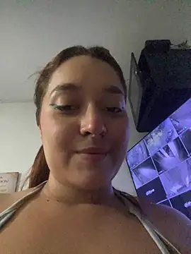 Snapshot of Emily_Harpeer chatting on March 2026 11:30:02 PM Emily Harpeer online show from March 2026 11:30:02 PM