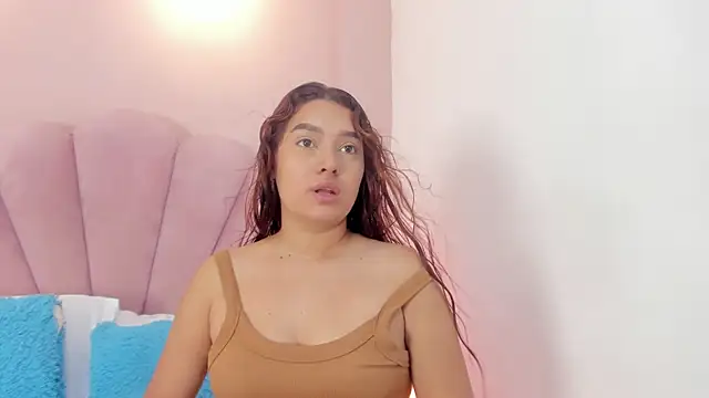 Emily Harpeer online show from May 2026 11:44:01 AM