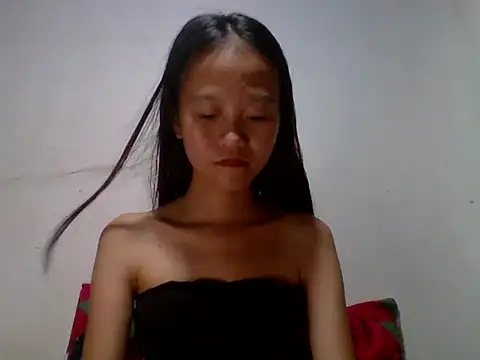 Yourlilpinayy online show from April 2026 09:16:02 AM