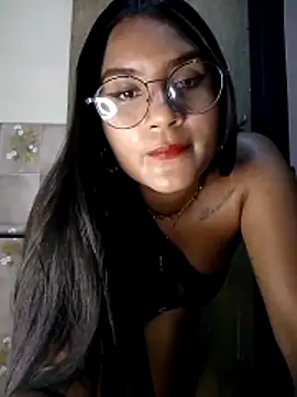 Snapshot of Zoe_Renata chatting on June 2026 03:22:02 AM Zoe Renata online show from June 2026 03:22:02 AM