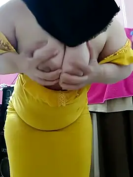 Warda Egy online show from March 2026 03:40:02 AM