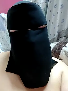 Snapshot of Warda_Egy chatting on April 2026 08:15:02 PM Warda Egy online show from April 2026 08:15:02 PM