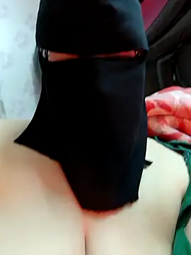 Snapshot of Warda_Egy chatting on February 2026 09:42:01 AM Warda Egy online show from February 2026 09:42:01 AM