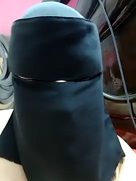 Warda Egy online show from March 2026 08:20:02 PM