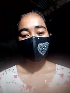 Snapshot of Queen_brishty05 chatting on February 2026 04:51:02 PM Queen brishty05 online show from February 2026 04:51:02 PM