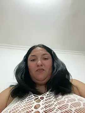 Snapshot of Amber_Sinn chatting on June 2026 07:20:01 PM Amber Sinn online show from June 2026 07:20:01 PM