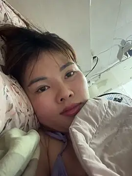 Snapshot of Loyalty-love chatting on February 2026 03:56:02 PM Loyalty-love online show from February 2026 03:56:02 PM