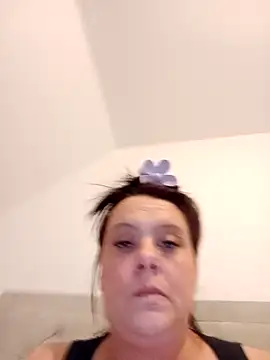 louisa36 online show from March 2026 10:16:01 PM