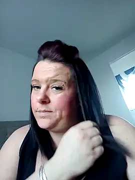 louisa36 online show from March 2026 05:47:02 PM