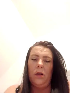 louisa36 online show from April 2026 01:40:02 AM