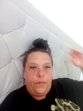 louisa36 online show from April 2026 01:37:01 PM