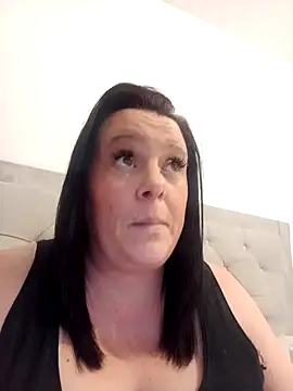 louisa36 online show from February 2026 09:47:02 PM