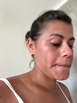 RachelWeisz  online show from April 2026 02:23:01 PM