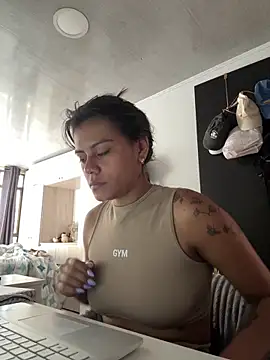 Snapshot of RachelWeisz_ chatting on March 2026 12:49:01 PM RachelWeisz online show from March 2026 12:49:01 PM