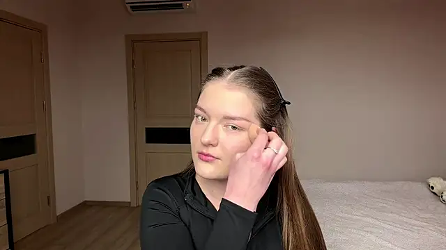 Milayouknow online show from April 2026 12:34:01 PM