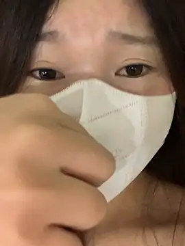 Rin-yiyi online show from February 2026 04:01:02 AM