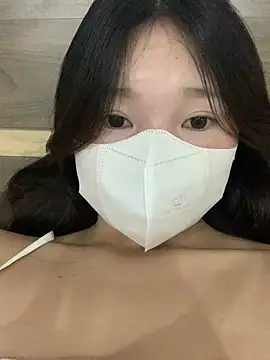 Rin-yiyi online show from March 2026 03:30:02 PM