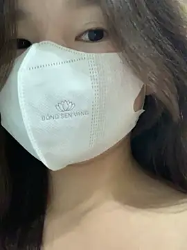 Rin-yiyi online show from February 2026 05:02:01 PM