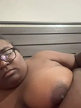 lanegriis1 online show from March 2026 05:56:01 AM