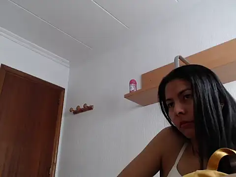 Snapshot of ZeforAitanna chatting on February 2026 10:26:02 AM ZeforAitanna online show from February 2026 10:26:02 AM