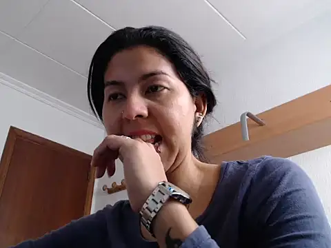 Snapshot of ZeforAitanna chatting on February 2026 10:15:02 AM ZeforAitanna online show from February 2026 10:15:02 AM