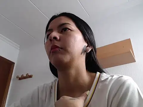 Snapshot of ZeforAitanna chatting on February 2026 11:18:02 AM ZeforAitanna online show from February 2026 11:18:02 AM