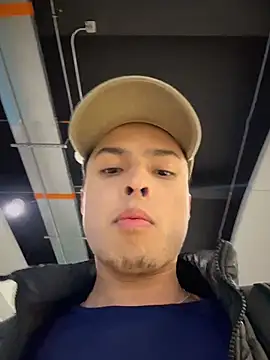 Snapshot of Eros_lee chatting on March 2026 08:53:02 PM Eros lee online show from March 2026 08:53:02 PM