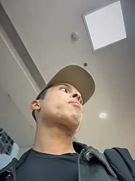 Eros lee online show from March 2026 10:43:02 PM