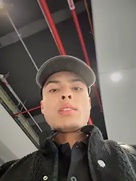 Snapshot of Eros_lee chatting on July 2026 10:16:01 PM Eros lee online show from July 2026 10:16:01 PM